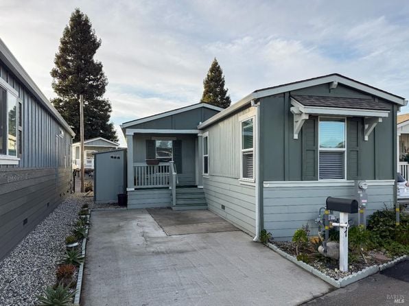 77 Romani Court - Photo 1