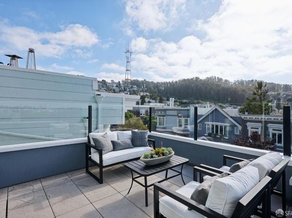 482 Belvedere St - Photo 1