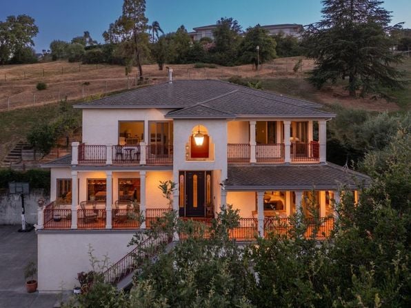 1263 Buhman Avenue - Photo 1