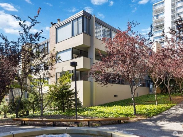 85 Cleary Ct APT 4 - Photo 1