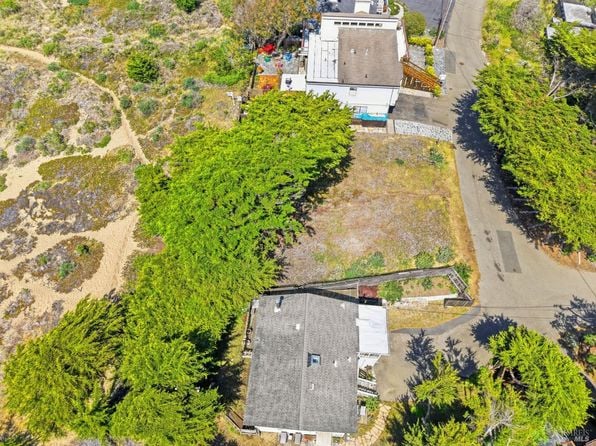 1850 Whaleship Road - Photo 1