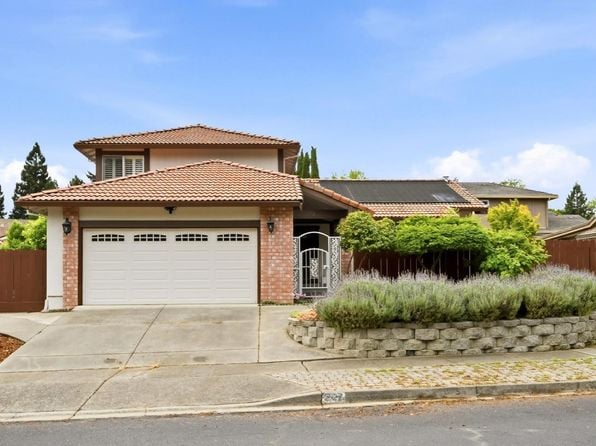 227 Skylark Way - Photo 1