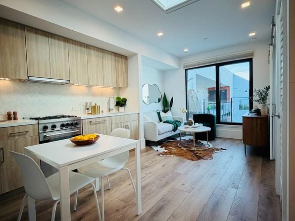 1288 Howard St #604 - Photo 1