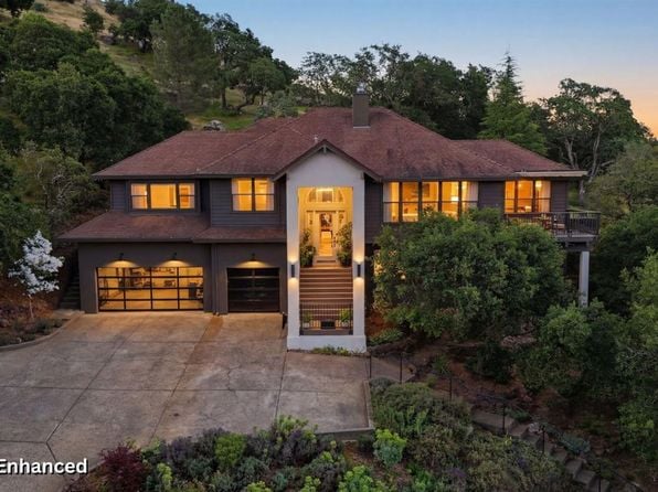 535 Westgate Drive - Photo 1