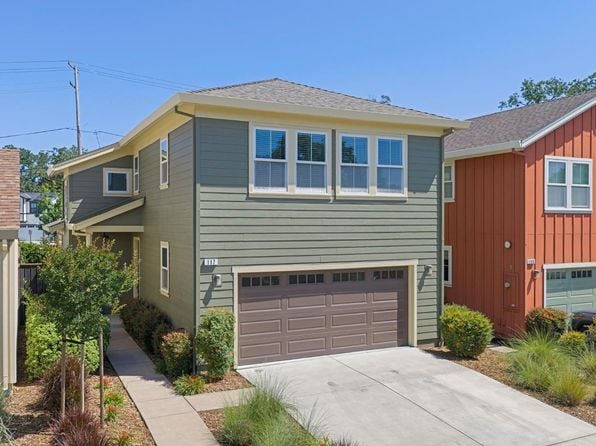 117 Grayson Way - Photo 1