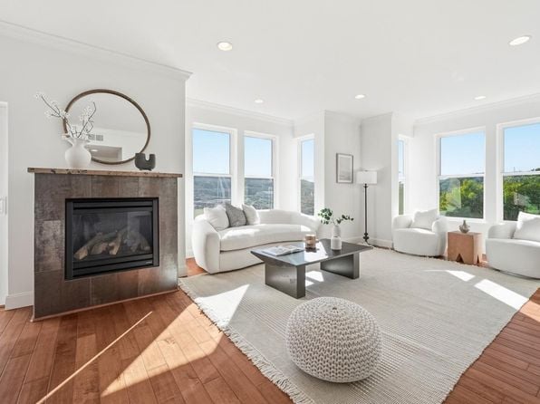 188 Mary Teresa St - Photo 1