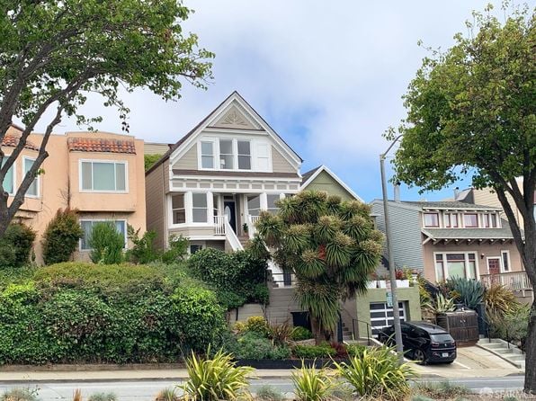 90 Monterey Blvd - Photo 1