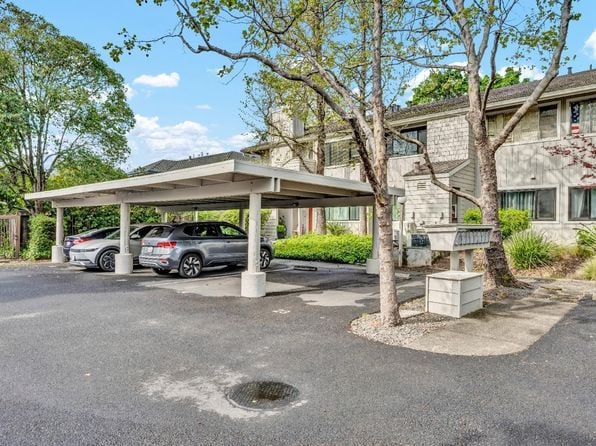 797 W Spain Street - Photo 1