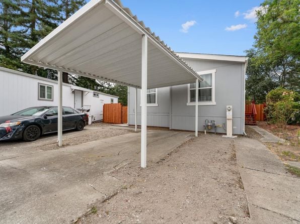 3145 Clare Avenue - Photo 1