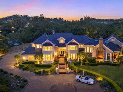 9988 Troon Court - Photo 1