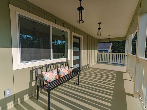 2131 1st Ave - Photo 1