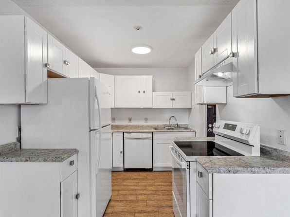 1370 Townview Avenue #305 - Photo 1