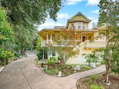 113 Heidi Lane - Photo 1