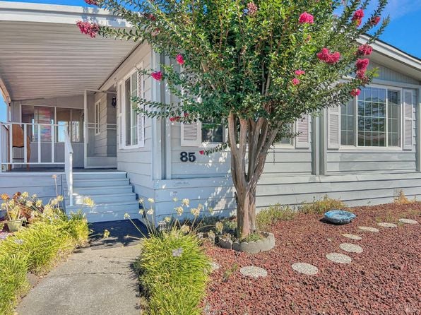 85 Estrella Drive - Photo 1