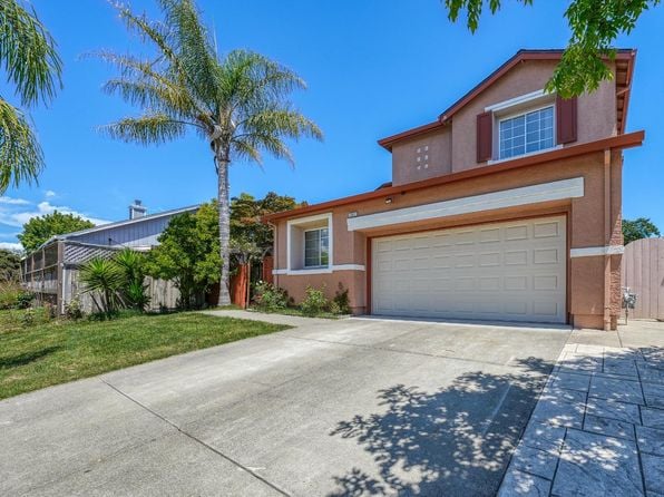 2562 Silver Spur Drive - Photo 1