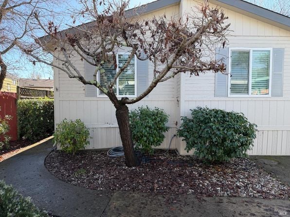 12 Fort Ross Way - Photo 1