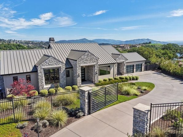 3758 Skyfarm Drive - Photo 1