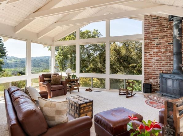 939 Champion Lane - Photo 1