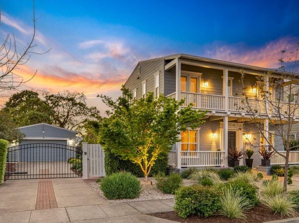 1193 Pearce Drive E - Photo 1