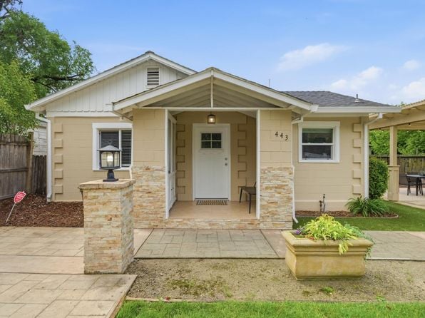 443 W Spain Street - Photo 1