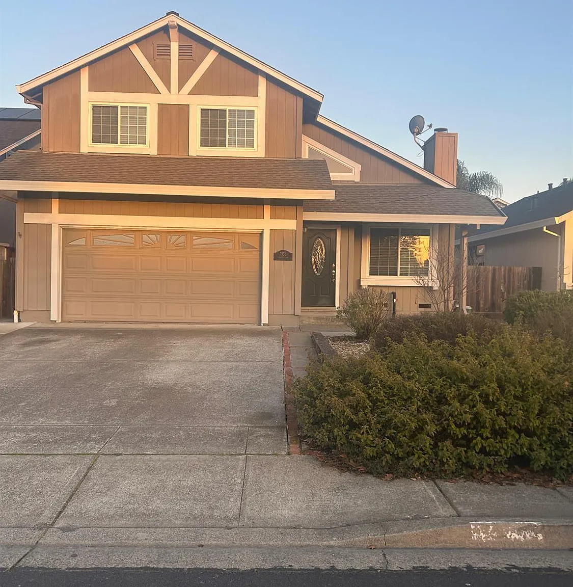 7536 Mercedes Way - Photo 1