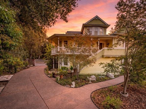 113 Heidi Lane - Photo 1