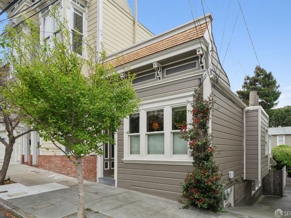 176 Caselli Ave - Photo 1