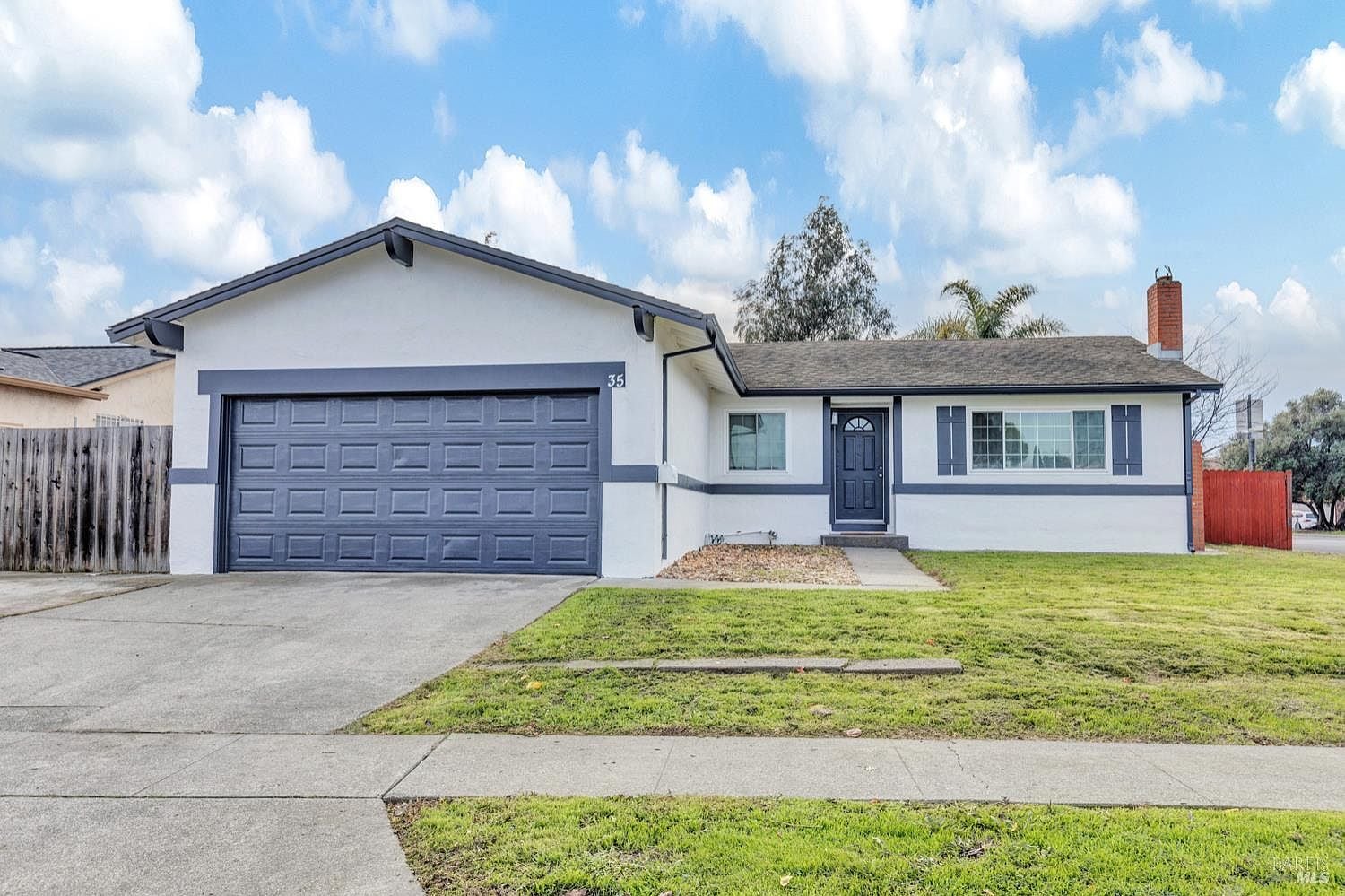 35 Marla Drive - Photo 1