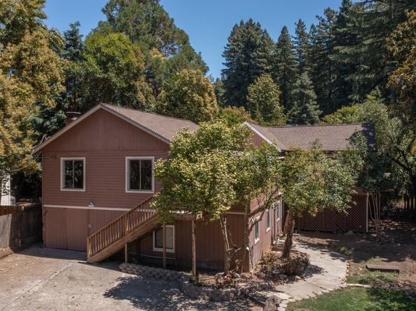 10671 Forest Hills Road - Photo 1