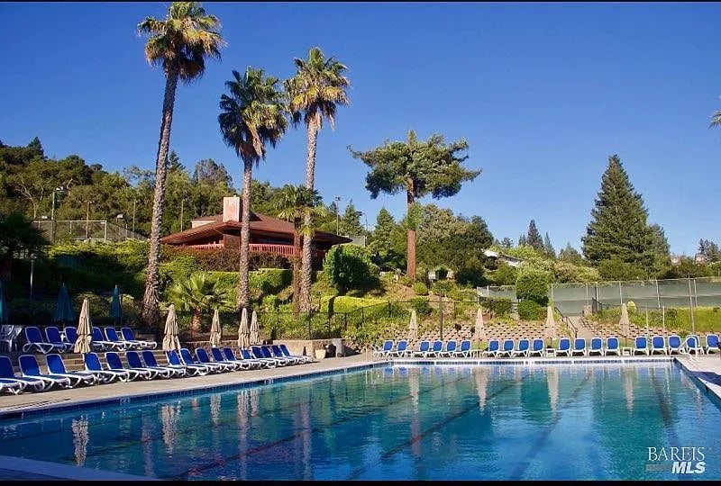 4980 Carriage Lane - Photo 1