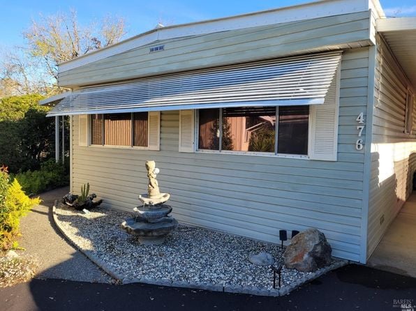 476 Colonial Park Drive - Photo 1