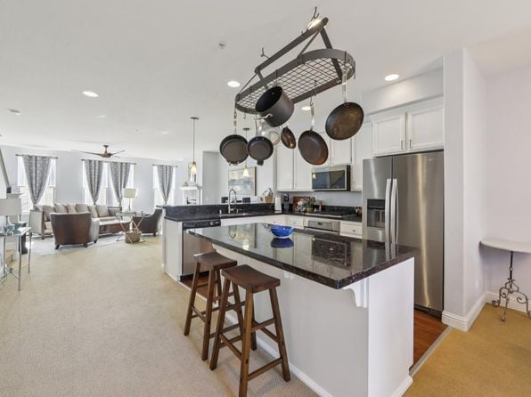 125 Johnson Street - Photo 1