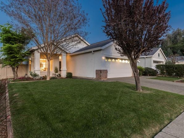 274 Red Mountain Drive - Photo 1