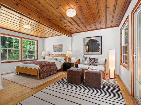 19092 Ridgecrest Drive - Photo 1
