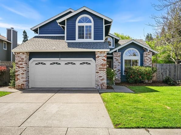 202 Aguirre Way - Photo 1