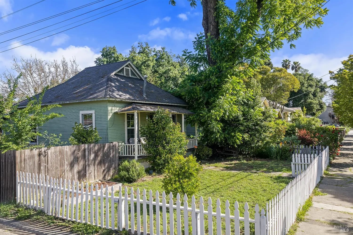 227 Hewett Street - Photo 1