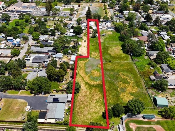 1047 S Wright Road - Photo 1