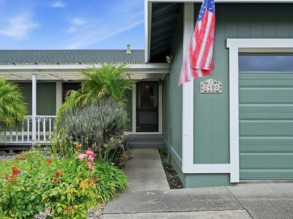2405 Donna Maria Way - Photo 1