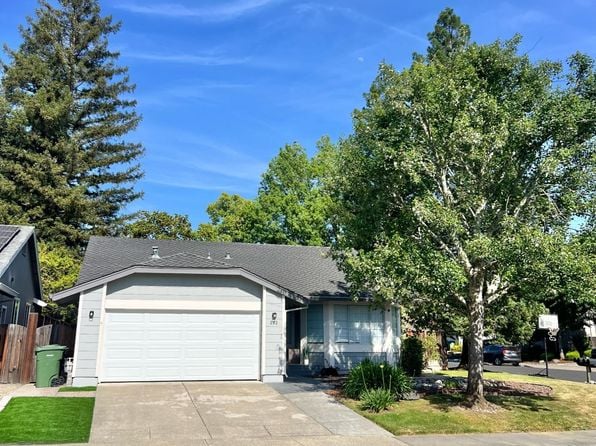 292 Dartmouth Way - Photo 1