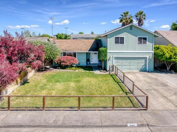 1644 San Marino Drive - Photo 1