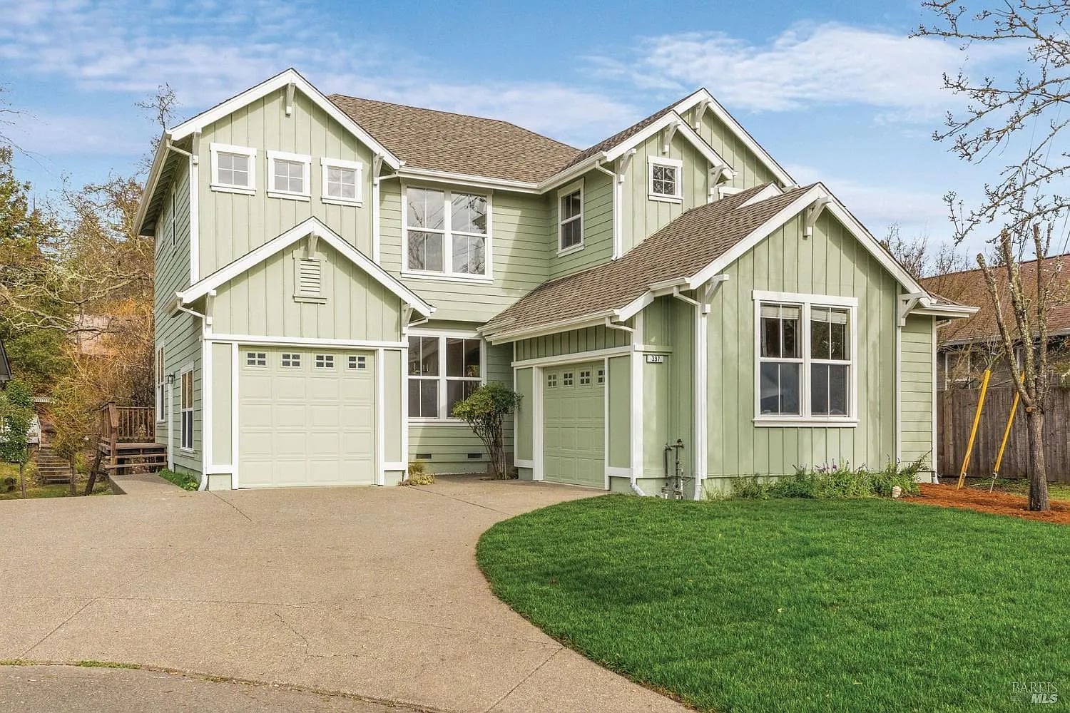 397 Parkview Drive - Photo 1