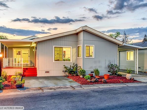1038 Capewood Lane - Photo 1