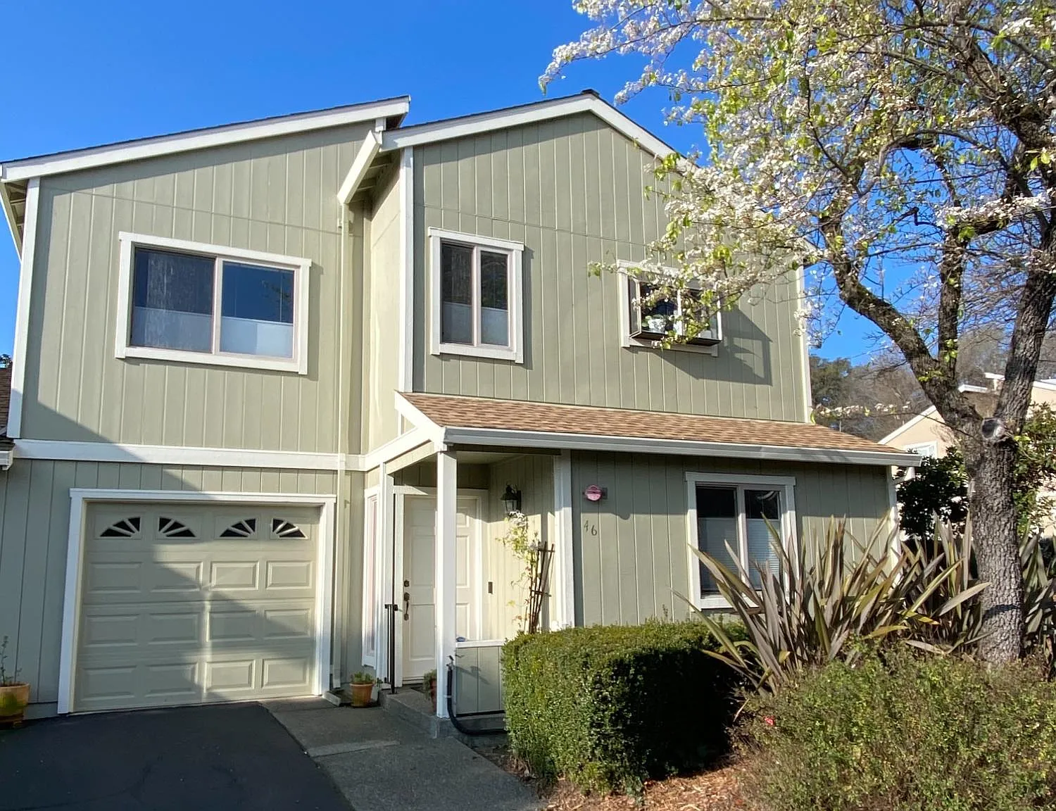 46 Acorn Circle - Photo 1