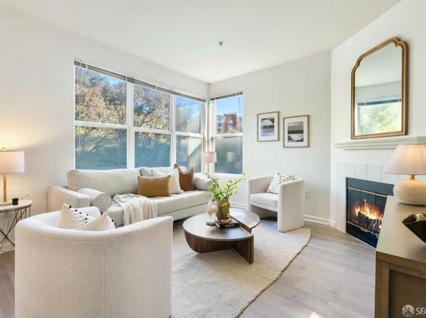 1 Crescent Way APT 1215 - Photo 1