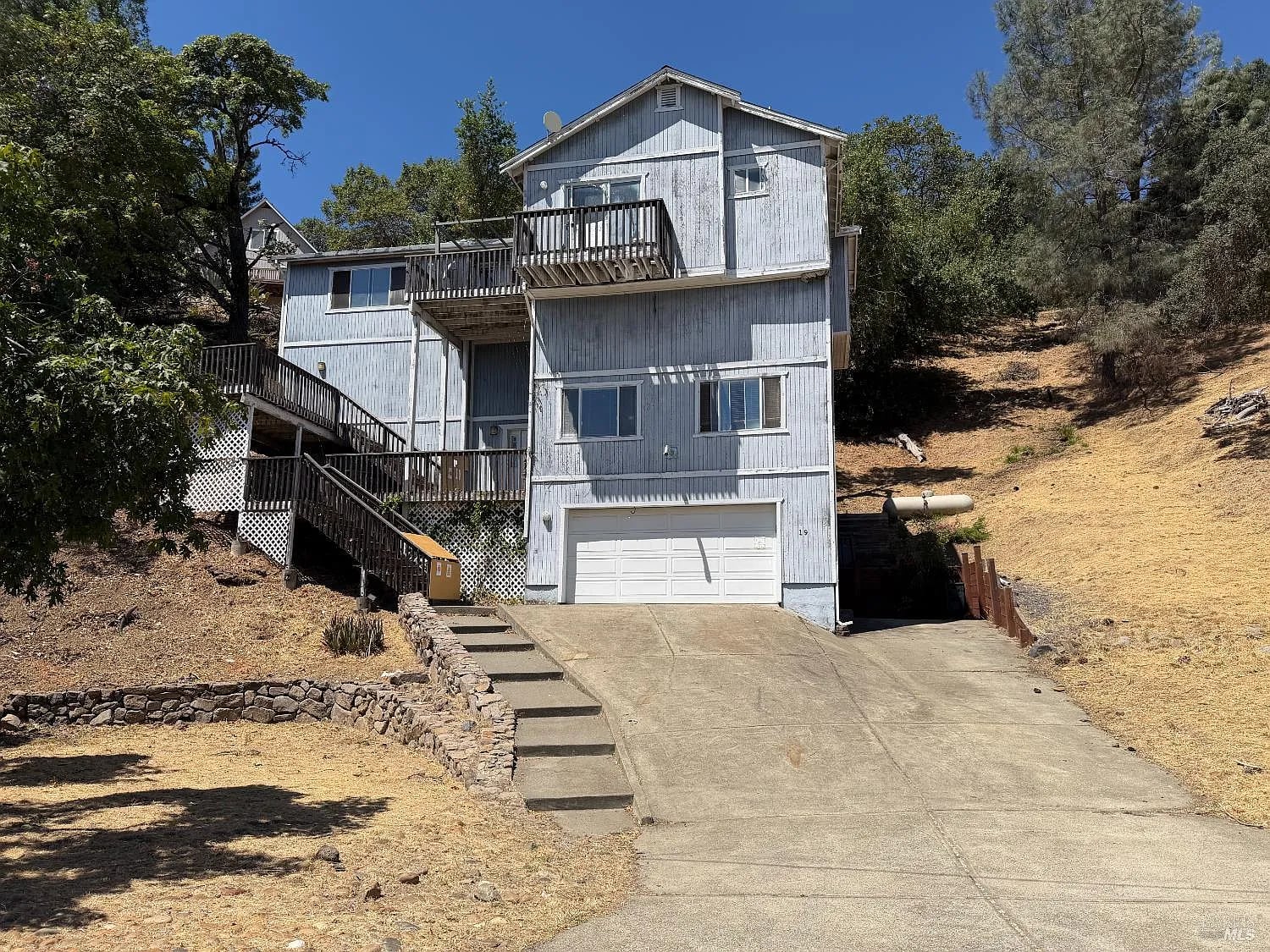 19 Columbine Court - Photo 1