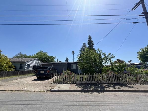 788 Southwood Dr - Photo 1