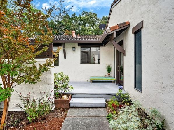 842 Adobe Drive - Photo 1