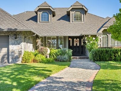 400 Eastin Drive - Photo 1