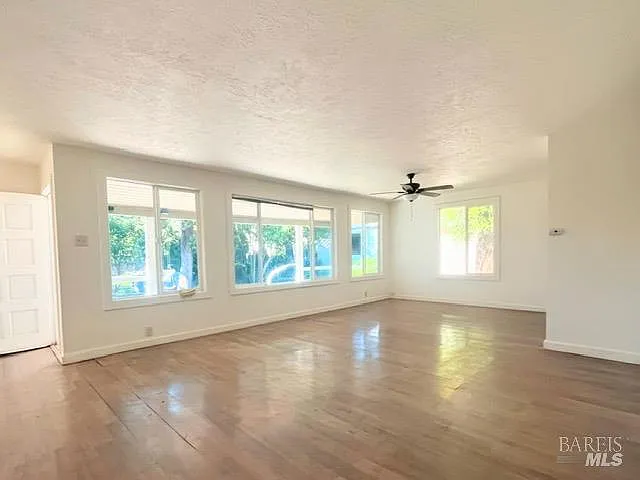 919 - 921 Naify Lane - Photo 1