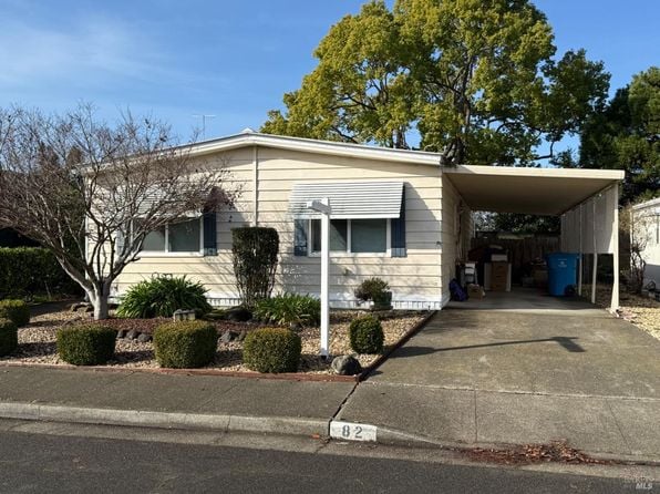 82 Charro Drive - Photo 1